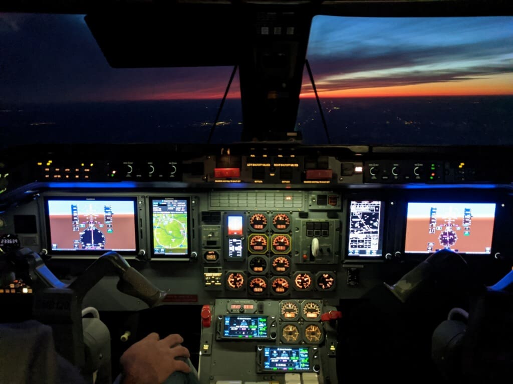 EMB-120-Panel-Night.jpg